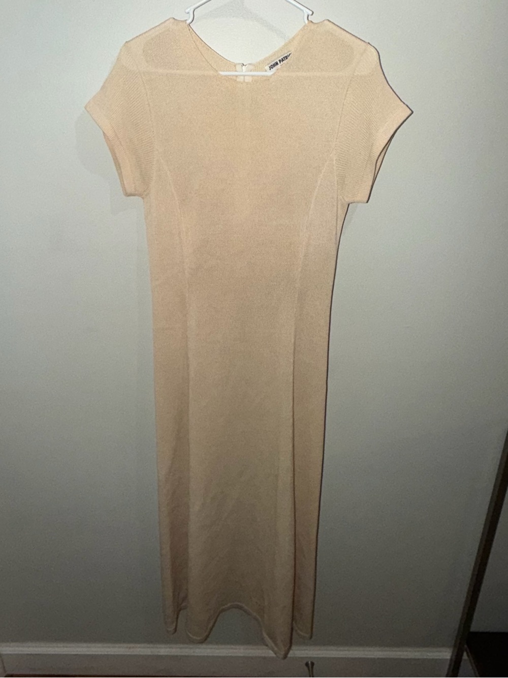 Neutral Beige Short-Sleeve Maxi Dress